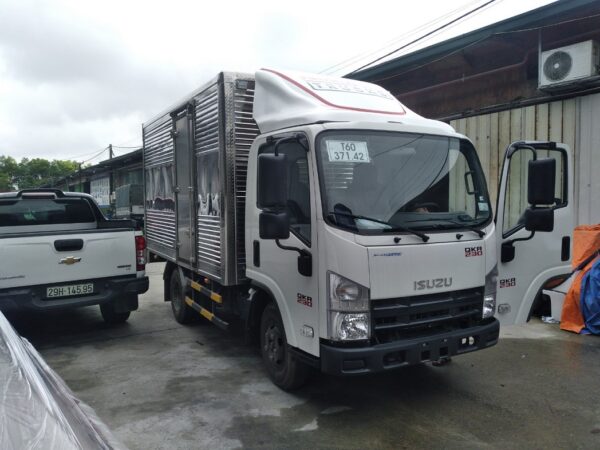 MUI LƯỚT GIÓ CABIN COMPOSITS XE TẢI: ISUZU Q ( N, F)- SERIES