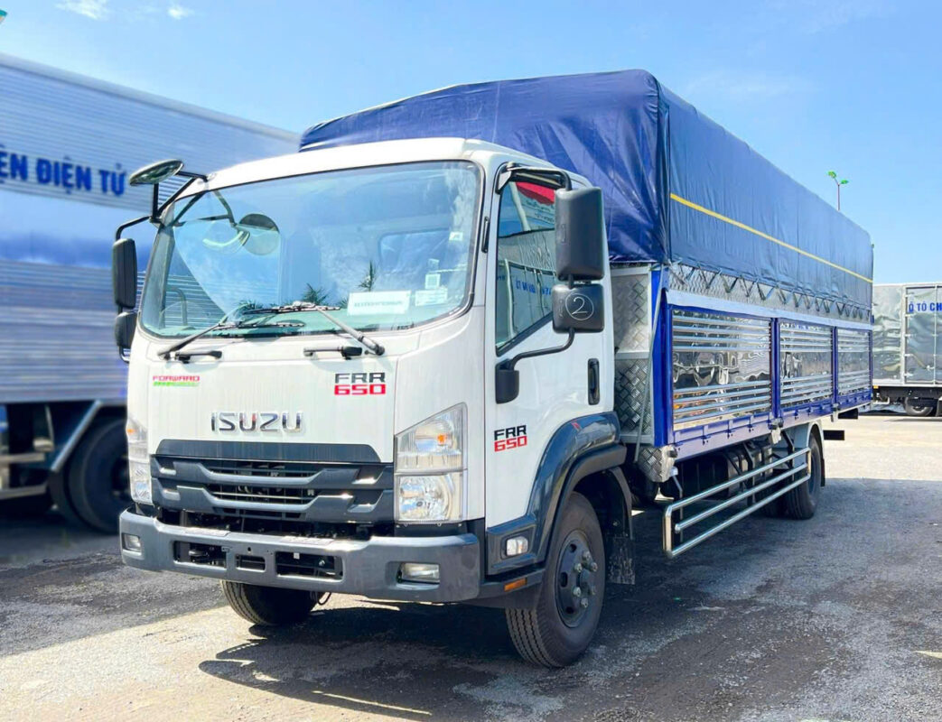 XE TẢI 6.5 TẤN ISUZU FRR 650 thùng 6,7m - 7.5m