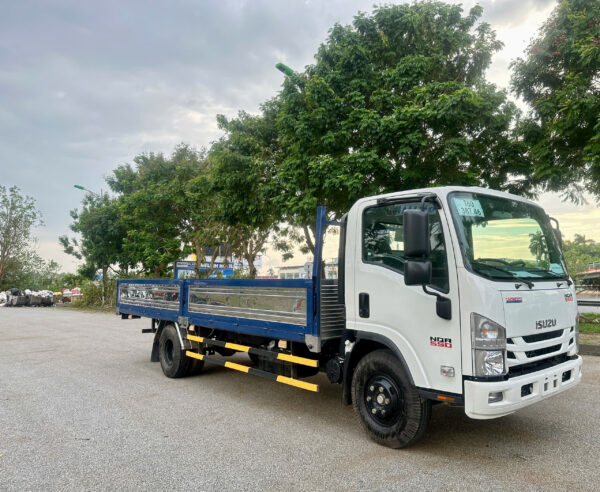 Xe Tải Isuzu 6 Tấn NQR75ME5 Thùng Lửng